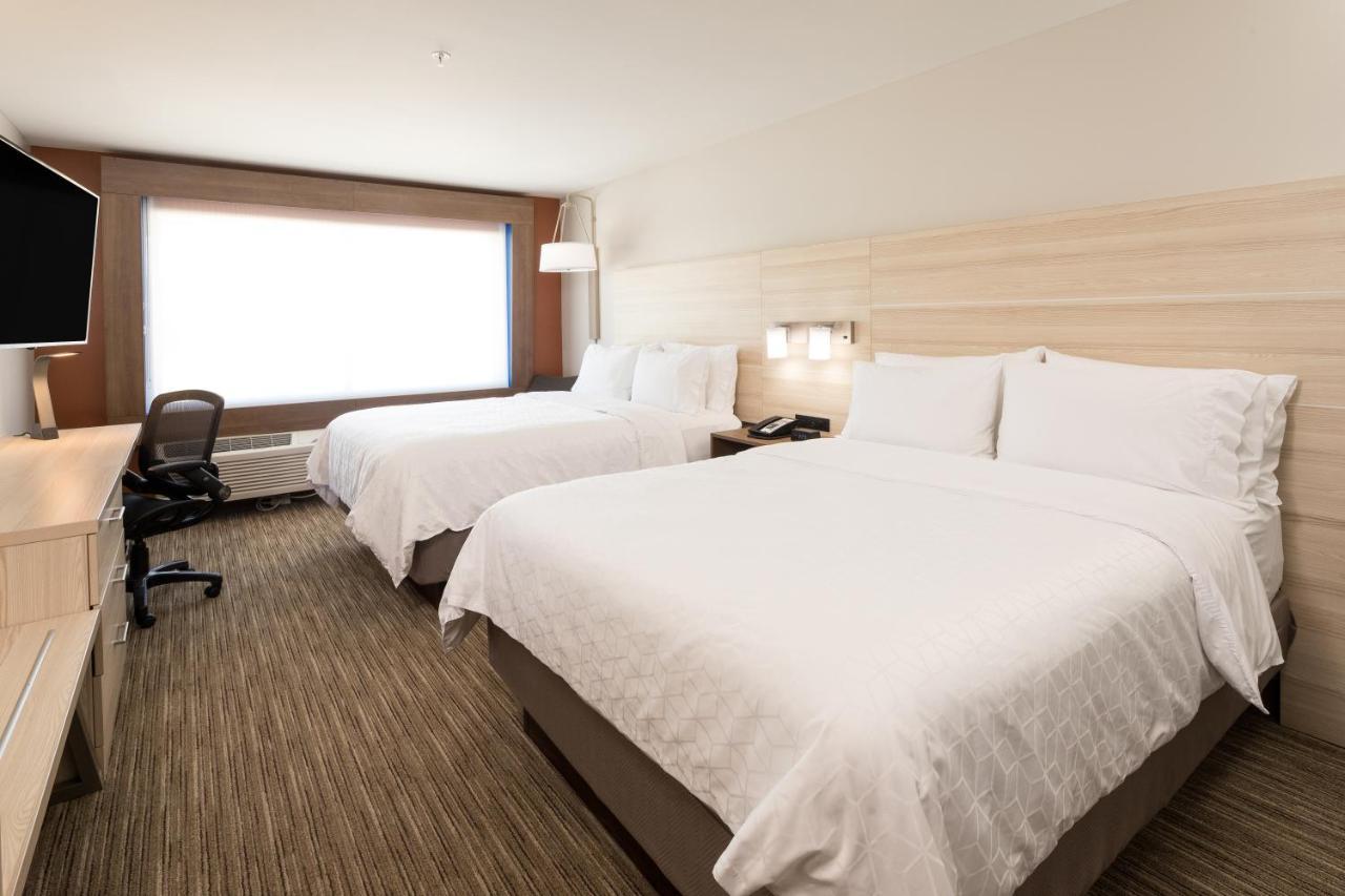 Holiday Inn Express & Suites - Portage By Ihg Bagian luar foto