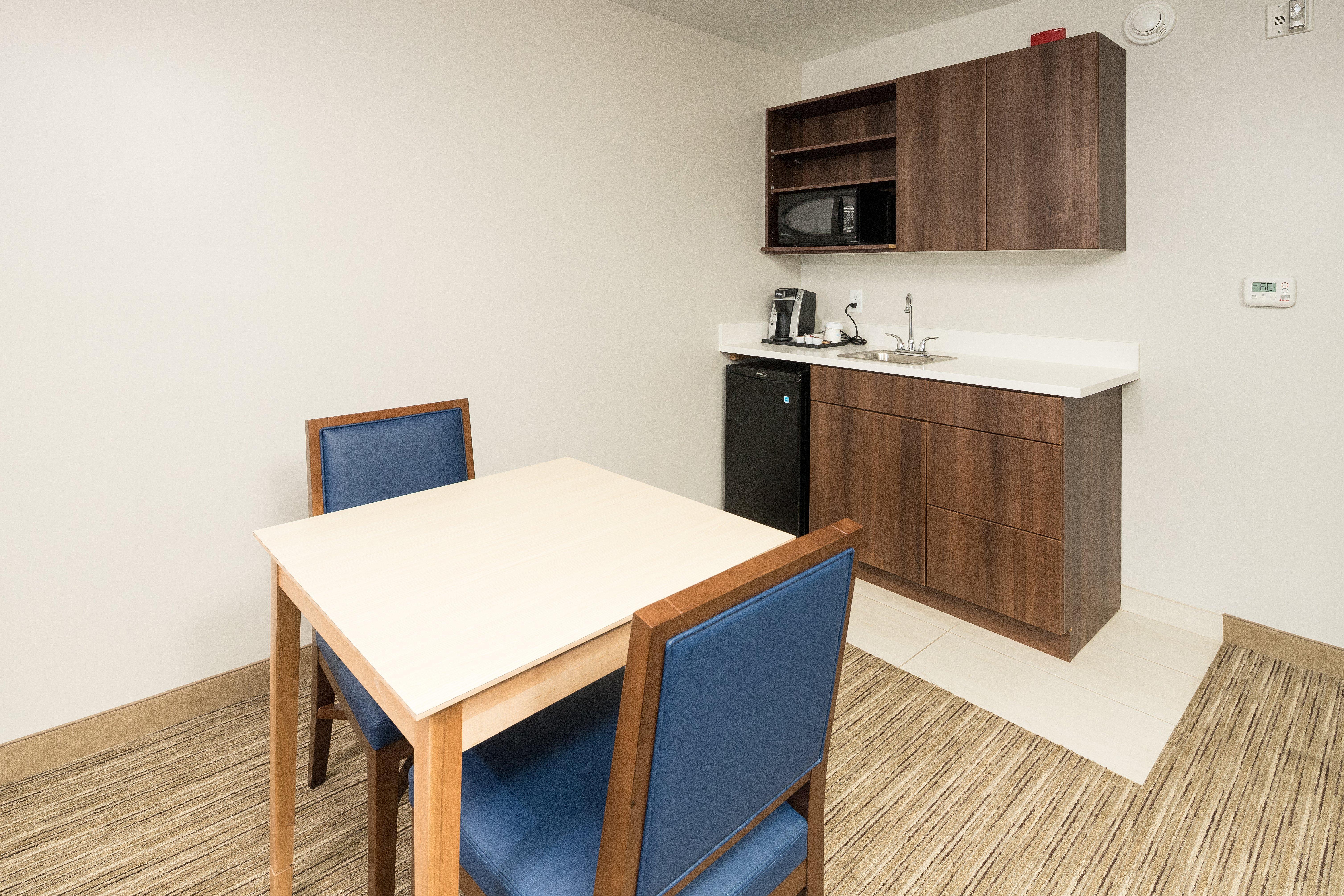 Holiday Inn Express & Suites - Portage By Ihg Bagian luar foto