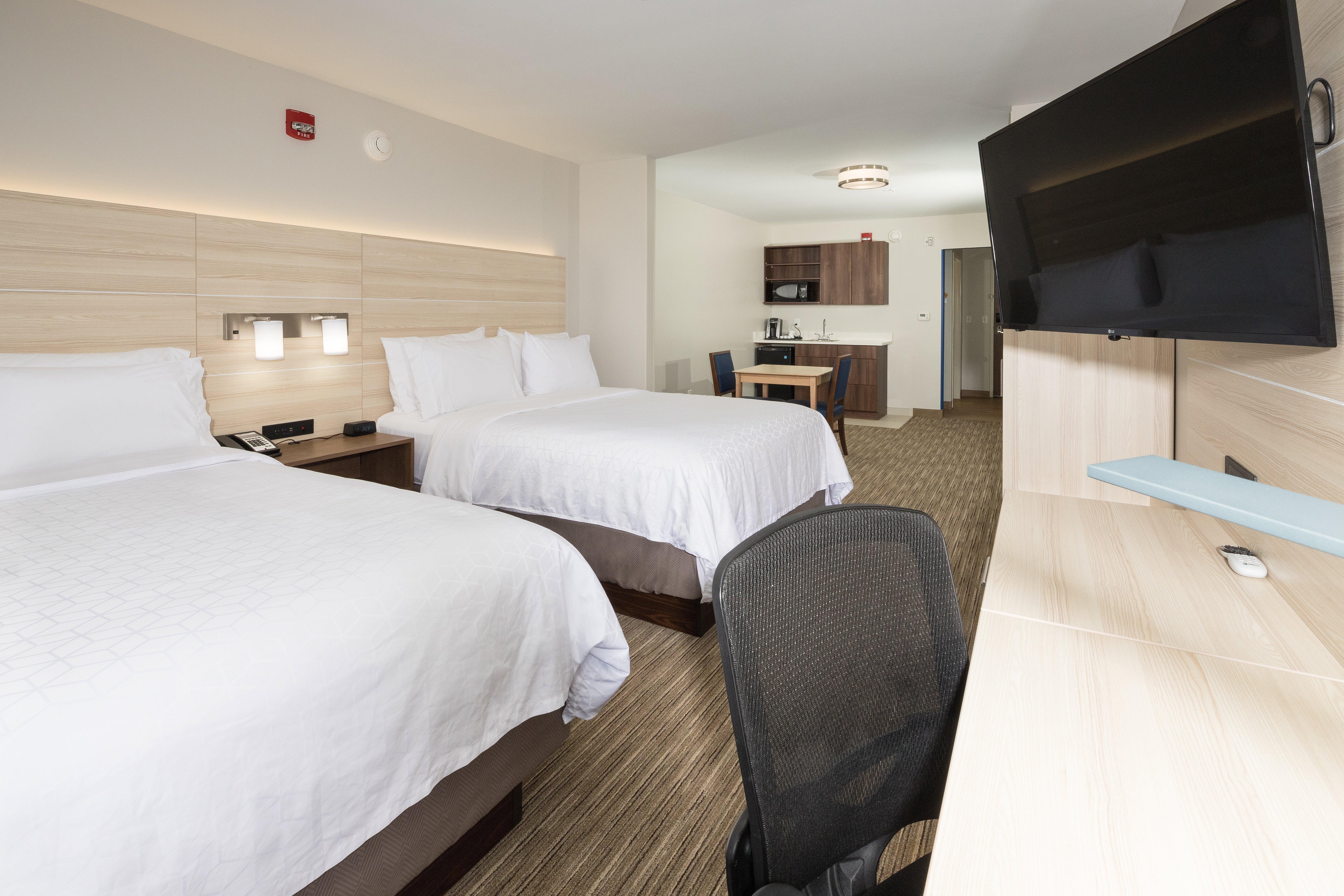 Holiday Inn Express & Suites - Portage By Ihg Bagian luar foto