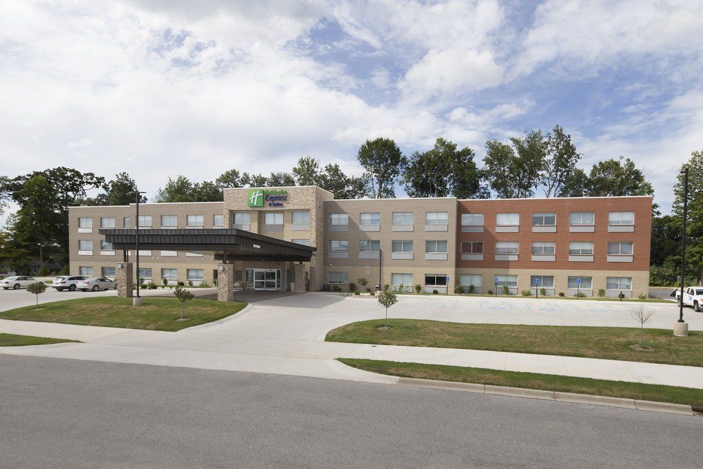 Holiday Inn Express & Suites - Portage By Ihg Bagian luar foto